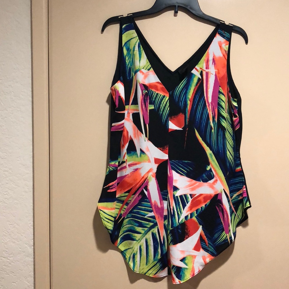 Worthington sleeveless multicolored top- medium